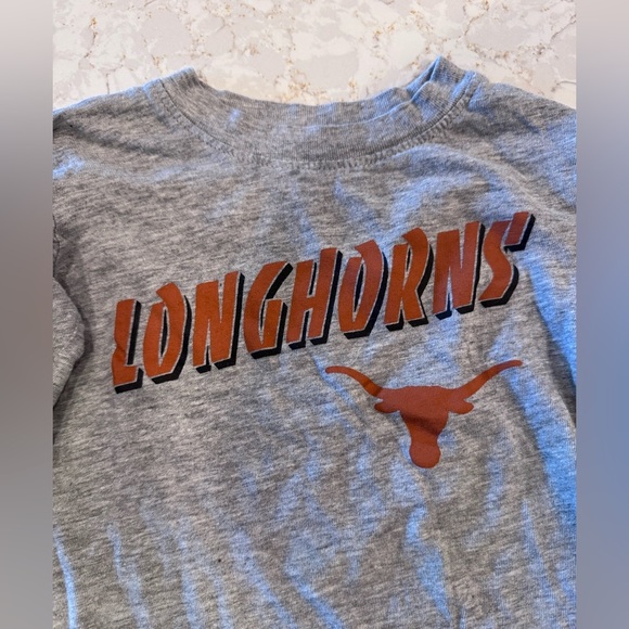 2T - Longhorns UT Austin, Champion Heather Gray Athletic Top - Picture 6 of 7